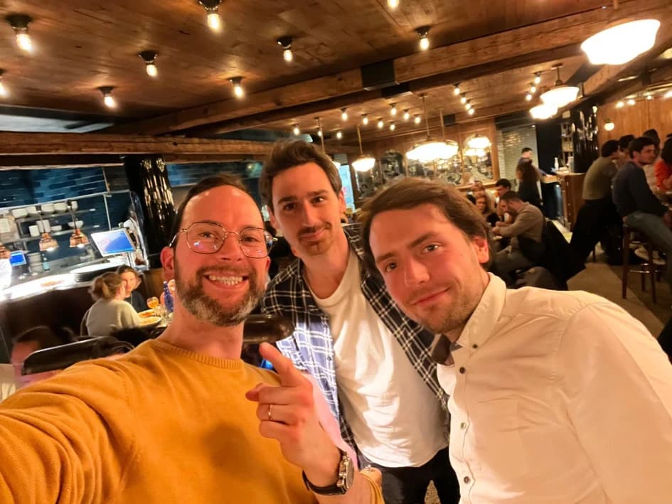 Borut Strlic, Valentin Buisson et Sébastien Roques réunis lors d’un dîner